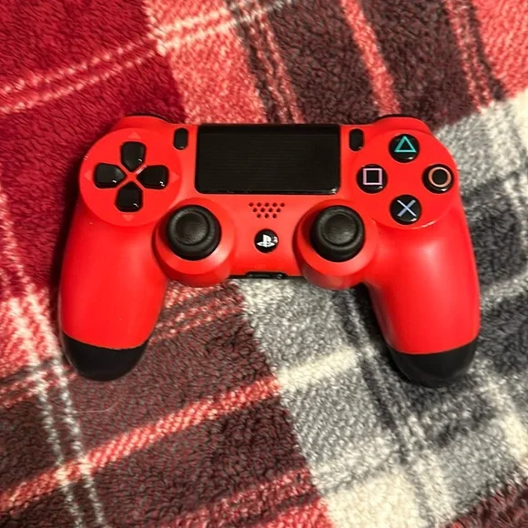 Ps4 controller - Picture 1 of 1